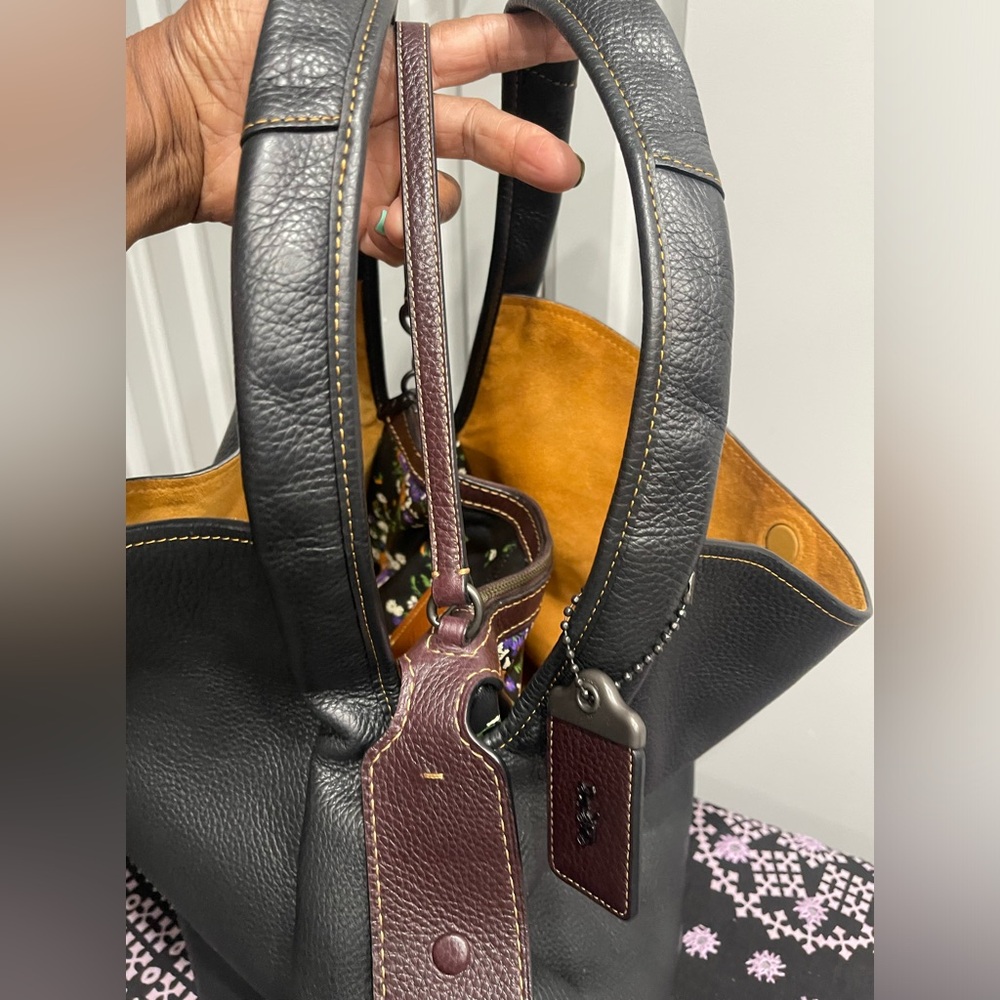 Coach Black and Tan Leather Tote - Picture 13 of 16